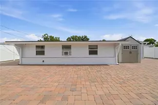 6033 Ambassador Dr, Tampa, FL 33615 - Photo 37