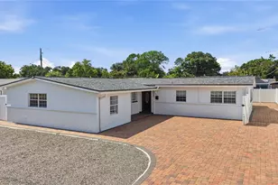 6033 Ambassador Dr, Tampa, FL 33615 - Photo 9