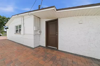 6033 Ambassador Drive, Tampa, FL 33615 - Photo 29