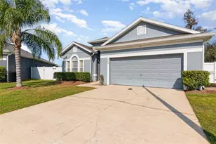 339 Magical Way, Kissimmee, FL 34744 - Photo 3