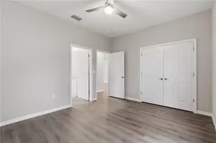 5029 Finders Ct, Tampa, FL 33617 - Photo 11