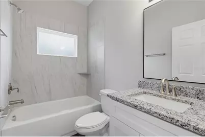 5029 Finders Ct, Tampa, FL 33617 - Photo 9