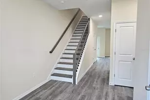 4371 Cambio Gdns Ct, Tampa, FL 33610 - Photo 3