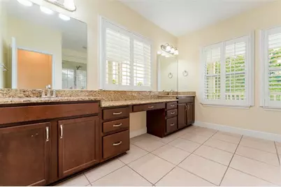 5301 Fishhawk Ridge Dr, Lithia, FL 33547 - Photo 35