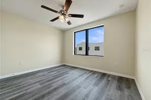4345 Cambio Gdns Ct, Tampa, FL 33610 - Photo 25