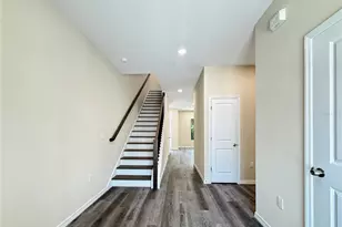4345 Cambio Gdns Ct, Tampa, FL 33610 - Photo 5