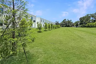 4345 Cambio Gdns Ct, Tampa, FL 33610 - Photo 31