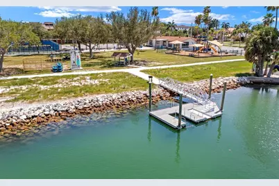 10355 Paradise Boulevard #812, Treasure Island, FL 33706 - Photo 19