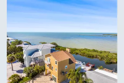 6633 Driftwood Drive, Hudson, FL 34667 - Photo 3