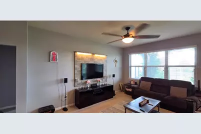 9215 Mountain Magnolia Drive, Riverview, FL 33578 - Photo 11