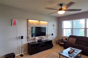 9215 Mountain Magnolia Dr, Riverview, FL 33578 - Photo 11