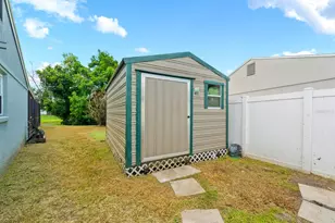6415 Monterey Blvd, Tampa, FL 33625 - Photo 11