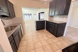 1770 63rd Ave N, Saint Petersburg, FL 33702 - Photo 13