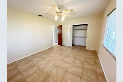 1770 63rd Avenue N, Saint Petersburg, FL 33702 - Photo 7