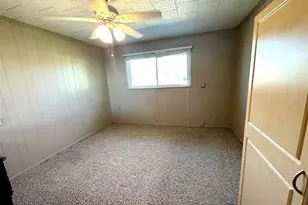 1770 63rd Ave N, Saint Petersburg, FL 33702 - Photo 3
