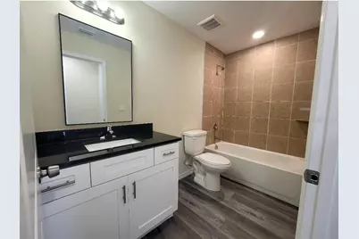 4351 Cambio Gardens Court, Tampa, FL 33610 - Photo 11