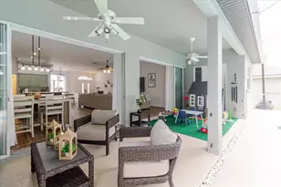 9601 Regents Park Dr, Tampa, FL 33647 - Photo 39