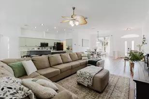 9601 Regents Park Dr, Tampa, FL 33647 - Photo 13