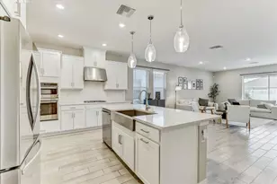 33886 Landsman Loop, Wesley Chapel, FL 33543 - Photo 9