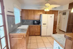 5160 102nd Way N, Saint Petersburg, FL 33708 - Photo 7
