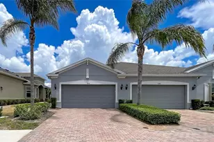 614 Chipper Dr, Sun City Center, FL 33573 - Photo 7