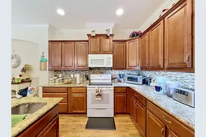 614 Chipper Drive, Sun City Center, FL 33573 - Photo 5
