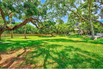 3001 58th Avenue S #612, Saint Petersburg, FL 33712 - Photo 35