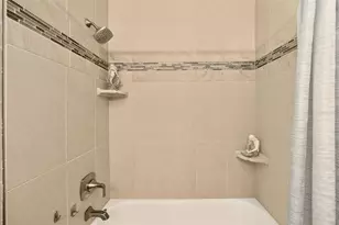 3001 58th Ave S, Saint Petersburg, FL 33712 - Photo 21