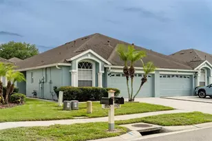 19127 Weymouth Dr, Land O Lakes, FL 34638 - Photo 1