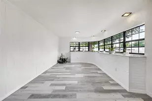 1601 E Paris St, Tampa, FL 33610 - Photo 21