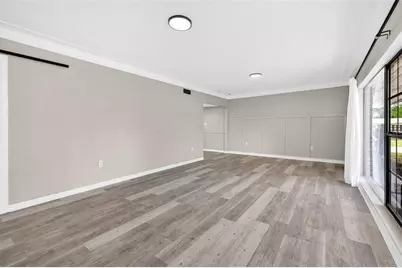 1601 E Paris Street, Tampa, FL 33610 - Photo 7