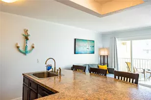 2506 N Rocky Point Dr, Tampa, FL 33607 - Photo 7