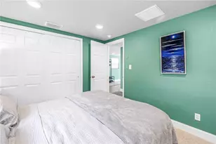 543 72nd Ave N, Saint Petersburg, FL 33702 - Photo 17