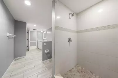 13903 Oberlin Manor Way, Tampa, FL 33613 - Photo 27