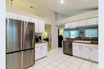 4201 Barret Avenue, Plant City, FL 33566 - Photo 9