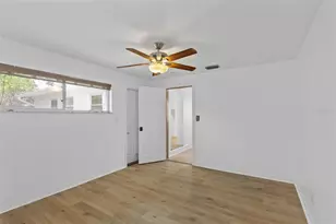 6206 S Foster Ave, Tampa, FL 33611 - Photo 23
