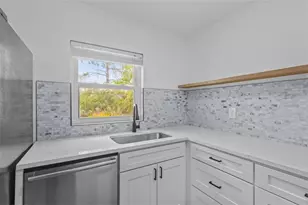 6206 S Foster Ave, Tampa, FL 33611 - Photo 17