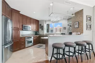 450 Knights Run Ave, Tampa, FL 33602 - Photo 15