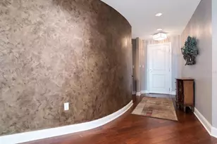 450 Knights Run Ave, Tampa, FL 33602 - Photo 5