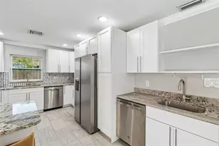 12417 N Rome Ave, Tampa, FL 33612 - Photo 17