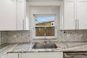 12417 N Rome Ave, Tampa, FL 33612 - Photo 21