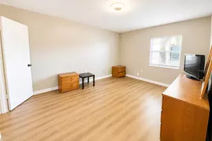 4325 Aegean Dr, Tampa, FL 33611 - Photo 9