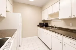 4325 Aegean Dr, Tampa, FL 33611 - Photo 7