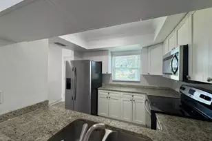 5102 Lawnton Ct, Tampa, FL 33624 - Photo 13