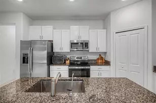 4731 Tuscan Loon Dr, Tampa, FL 33619 - Photo 21