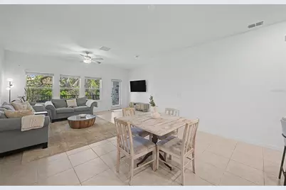 4731 Tuscan Loon Drive, Tampa, FL 33619 - Photo 9