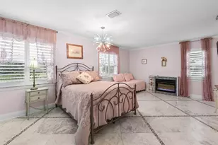 2343 Glenmore Cir, Sun City Center, FL 33573 - Photo 25