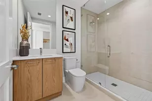 275 1st Ave S, Saint Petersburg, FL 33701 - Photo 37