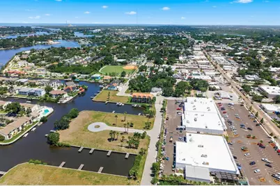 47 W Morgan Street, Tarpon Springs, FL 34689 - Photo 53