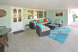 7020 Mango Ave S, Saint Petersburg, FL 33707 - Photo 5